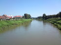 O tom, že řeka Morava je v Kroměříži již dost vodnatá, nemůže být pochyb.