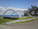 Jiný pohled na most silnice II/444 přes řeku Moravu mezi městem Mohelnice a obcí Stavenice.